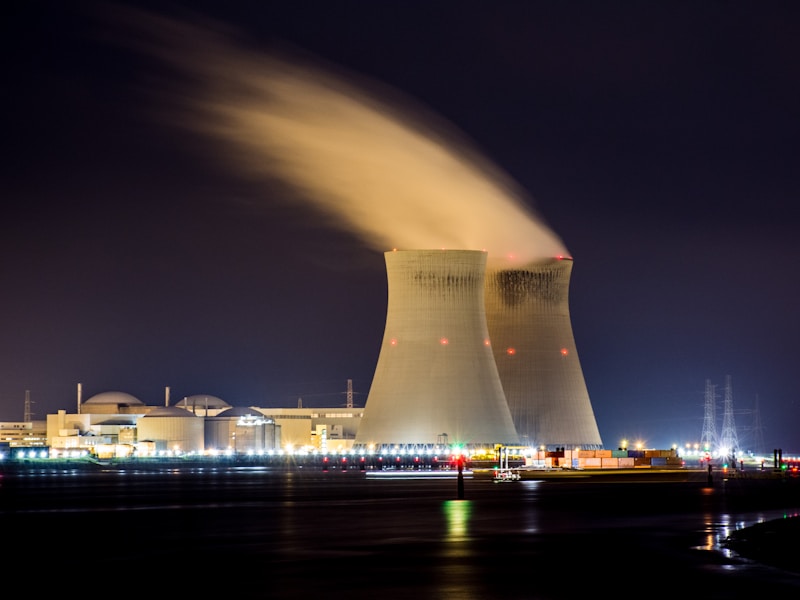 Green Data Centers: How the Tech Industry Is Tackling the AI Energy Crisis
