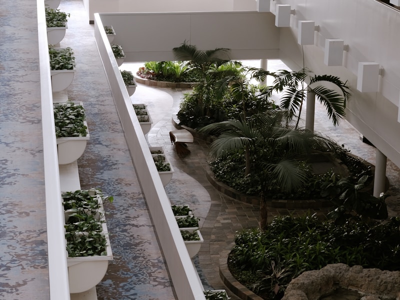 How to Spot Greenwashing in the Travel Industry: A Guide for Eco-Conscious Travelers
