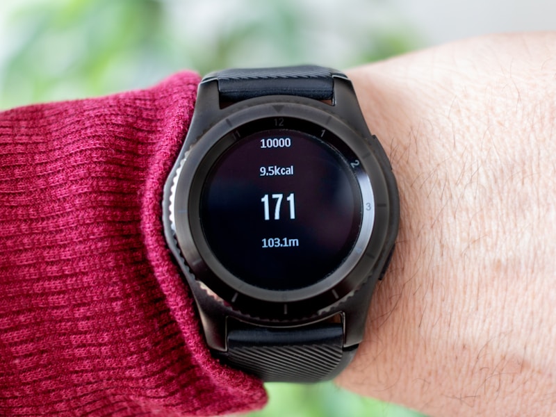 The Evolution of Smart Wearables and Performance Tracking in Professional Sports