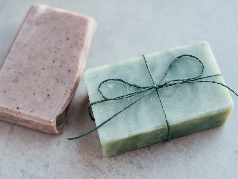 The Ultimate Guide to Eco-Friendly Packing: Essentials for the Conscious Traveler