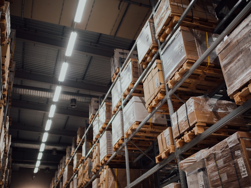 The Wholesale Revolution: How B2B Livestream Commerce is Closing High-Value Bulk Deals